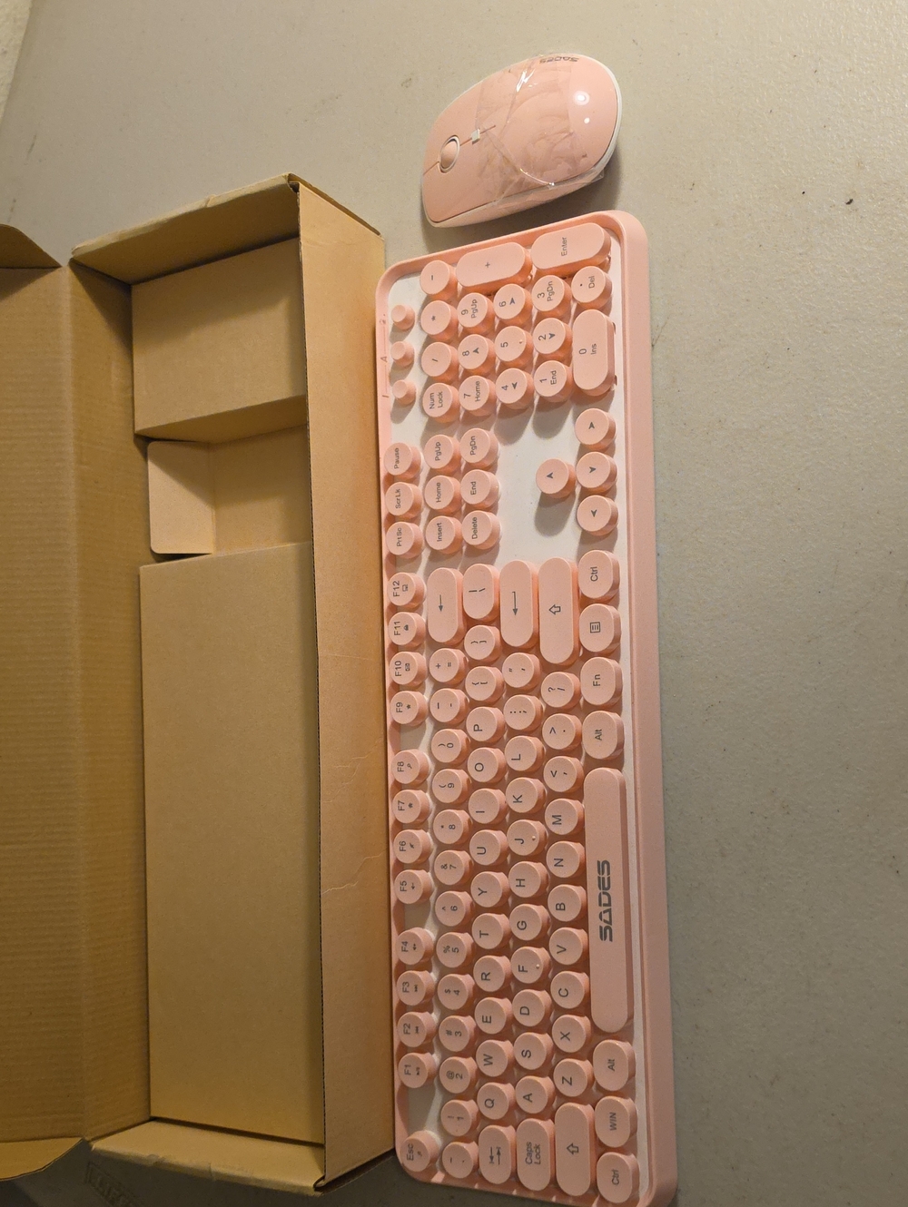 Sades keyboard Wireless Model V2020 pink new open box